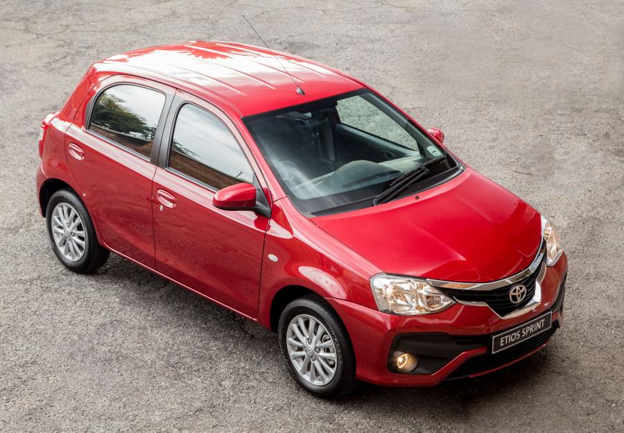  Toyota Etios Hatchback Sprint 2017 года  (ZA) (фото 7 из 33)